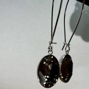 New Never Worn Authentic Swarovski Puzzle Drop Earrings Brilliant Greige Crystal